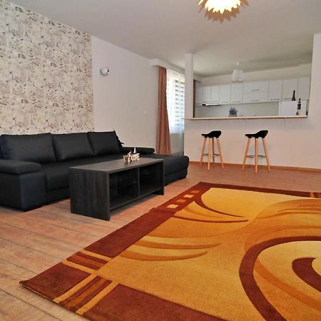 Apartament 6 Central Lägenhet Târgu-Mureş Exteriör bild