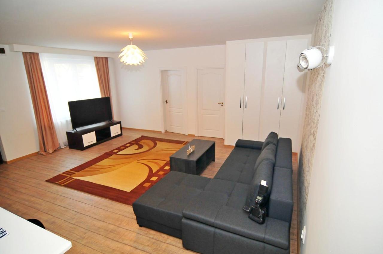 Apartament 6 Central Lägenhet Târgu-Mureş Exteriör bild
