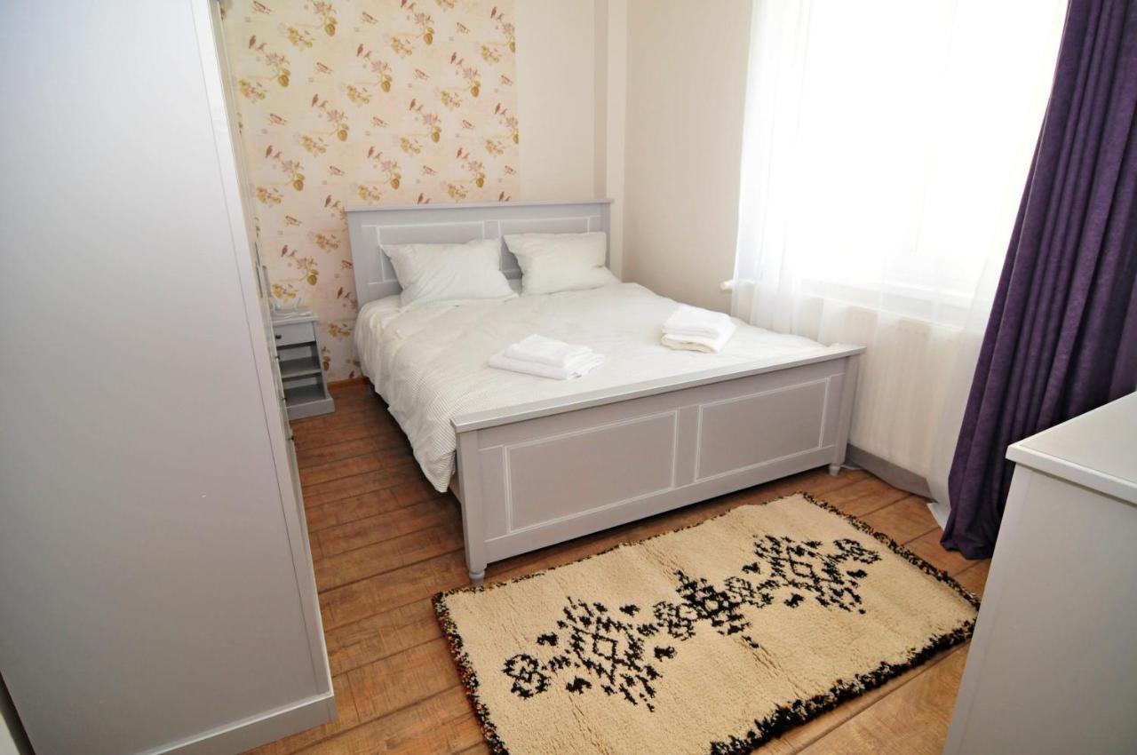 Apartament 6 Central Lägenhet Târgu-Mureş Exteriör bild