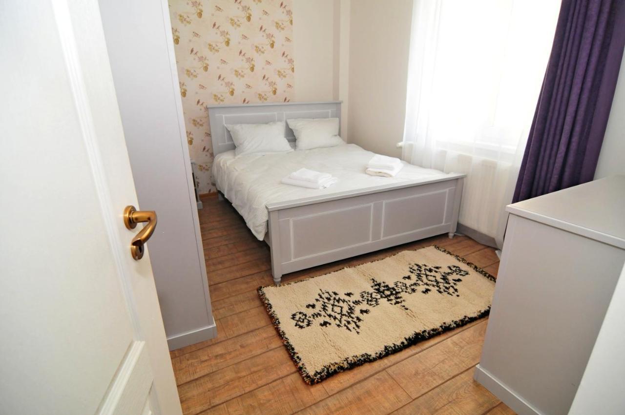 Apartament 6 Central Lägenhet Târgu-Mureş Exteriör bild