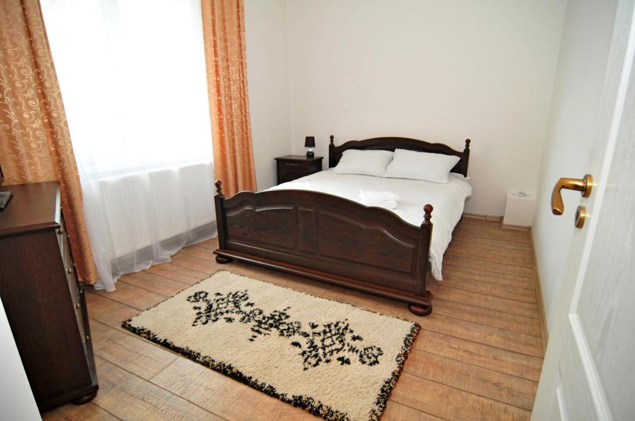 Apartament 6 Central Lägenhet Târgu-Mureş Exteriör bild